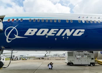 EE.UU. Investiga el Uso de Titanio Defectuoso en Aviones de Boeing