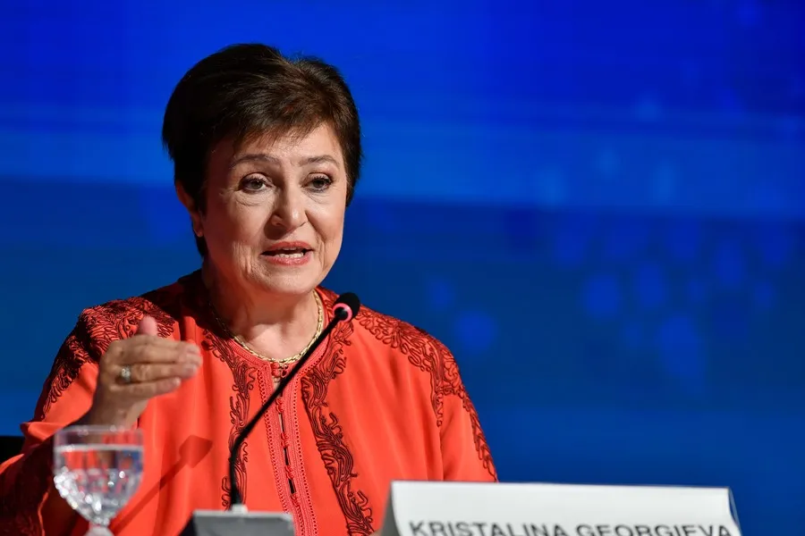 El Fondo Monetario Internacional (FMI) aprueba la octava revisión del acuerdo con Argentina,