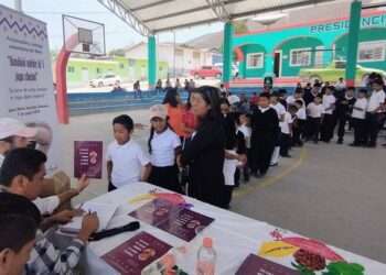Presentación de Libro Educativo en Lengua Xjuani (Ixcateco)