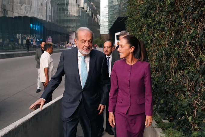 Claudia Sheinbaum y Carlos Slim se encuentran en el Museo Soumaya