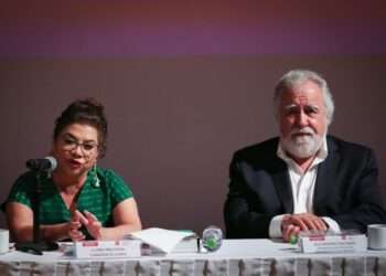 Alejandro Encinas liderará el equipo de transición de Clara Brugada