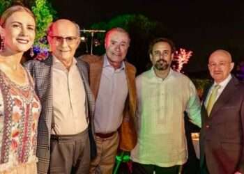 Carlos Salinas de Gortari Reaparece en Evento Social en Madrid