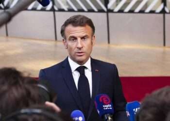 Macron Anuncia Medidas Sociales para Contrarrestar Posible Derrota Electoral