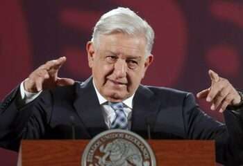 Reforma al Judicial debe avanzar pese a riesgos: AMLO