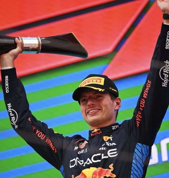 Verstappen Gana en España: ¿Qué Pasó con ‘Checo’ Pérez?