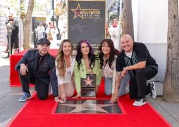 Jenni Rivera recibe estrella en el Paseo de la Fama de Hollywood