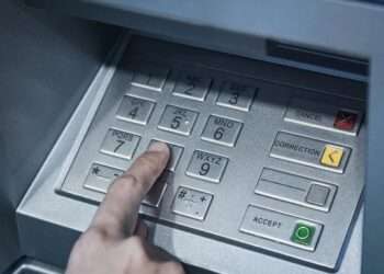 Advertencia de posible hackeo masivo en cajeros automáticos: ¿qué bancos estarían en riesgo?
