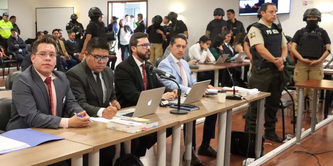 Inicia juicio en Ecuador por asesinato de Fernando Villavicencio