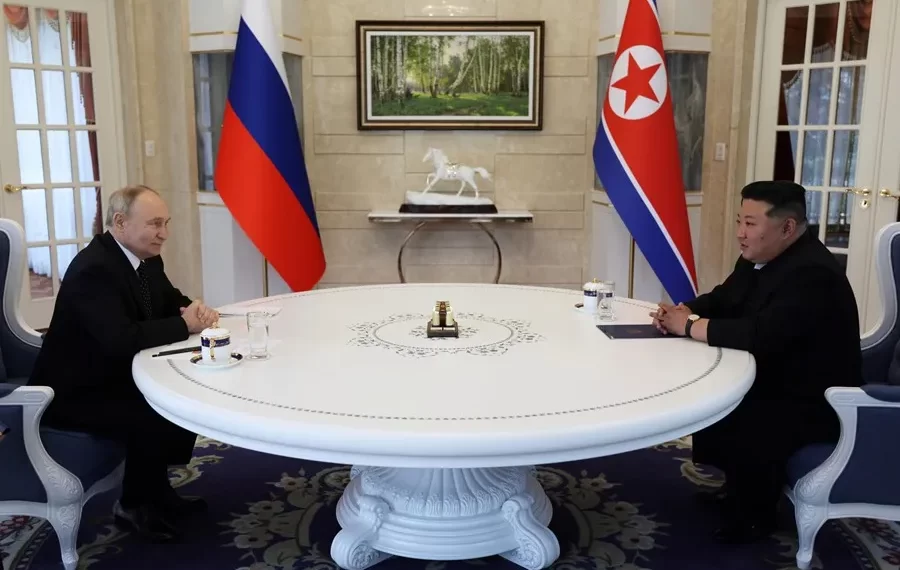 Kim Jong-un y Vladímir Putin Firman Acuerdo de Asociación Estratégica con Cláusula de Defensa Mutua