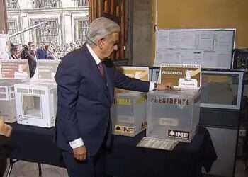 AMLO Participa en Elecciones Presidenciales 2024