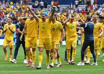 Rumania derrota a Ucrania en su debut en la Eurocopa, aprovechando los errores de Lunin