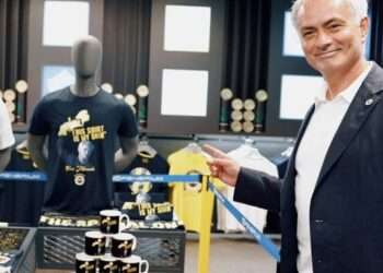 Mourinho y Fenerbahce: Un Nuevo Capítulo en Turquía