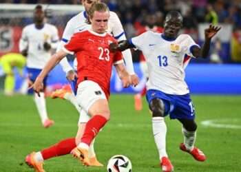 Francia supera a Austria con un autogol: Un triunfo ajustado en la Eurocopa 2024