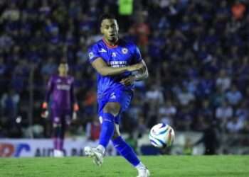Willer Ditta Pilar Defensivo de Cruz Azul con Futuro Prometedor
