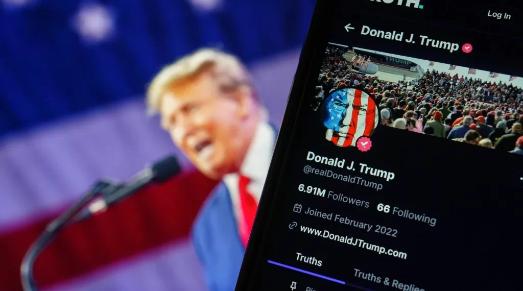 Trump Media enfrenta crisis bursátil tras veredicto judicial