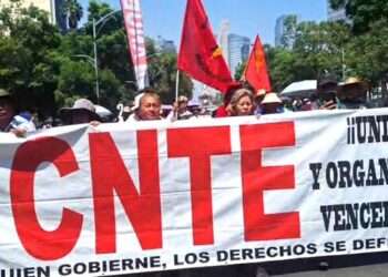 La CNTE planea retirar su plantón en el Zócalo de la CDMX este viernes