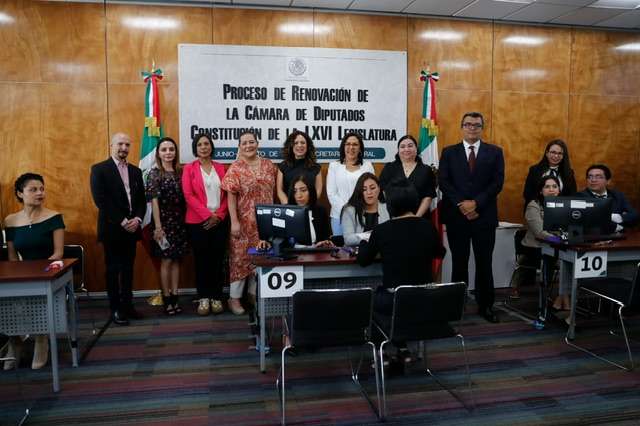 INE Entrega Constancias de Mayoría a Legisladores Electos para Cámara de Diputados