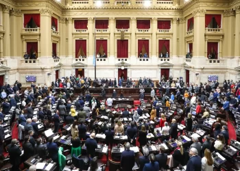 Diputados de Argentina buscan aprobar la ‘Ley Bases’ tras un largo trámite