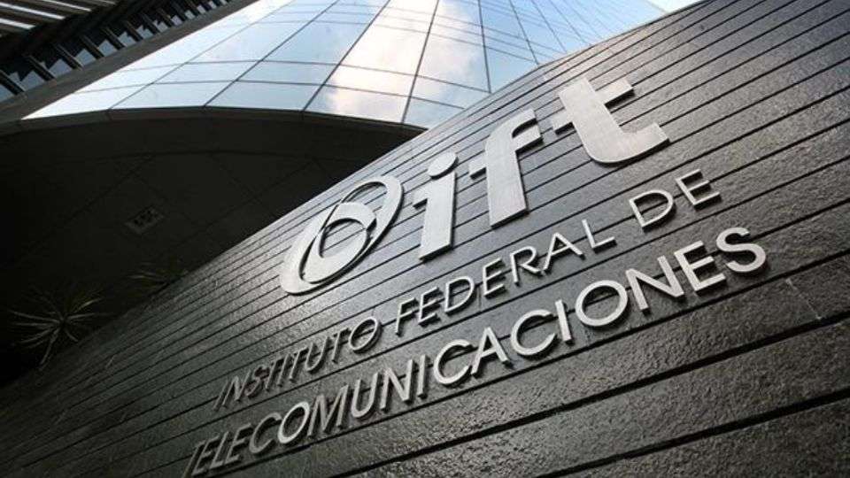 Fox Sports México se reintegra a Fox Corporation bajo nueva regulación del IFT.