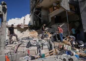 Ataque aéreo israelí en Cisjordania mata a miliciano palestino y hiere a 5 personas