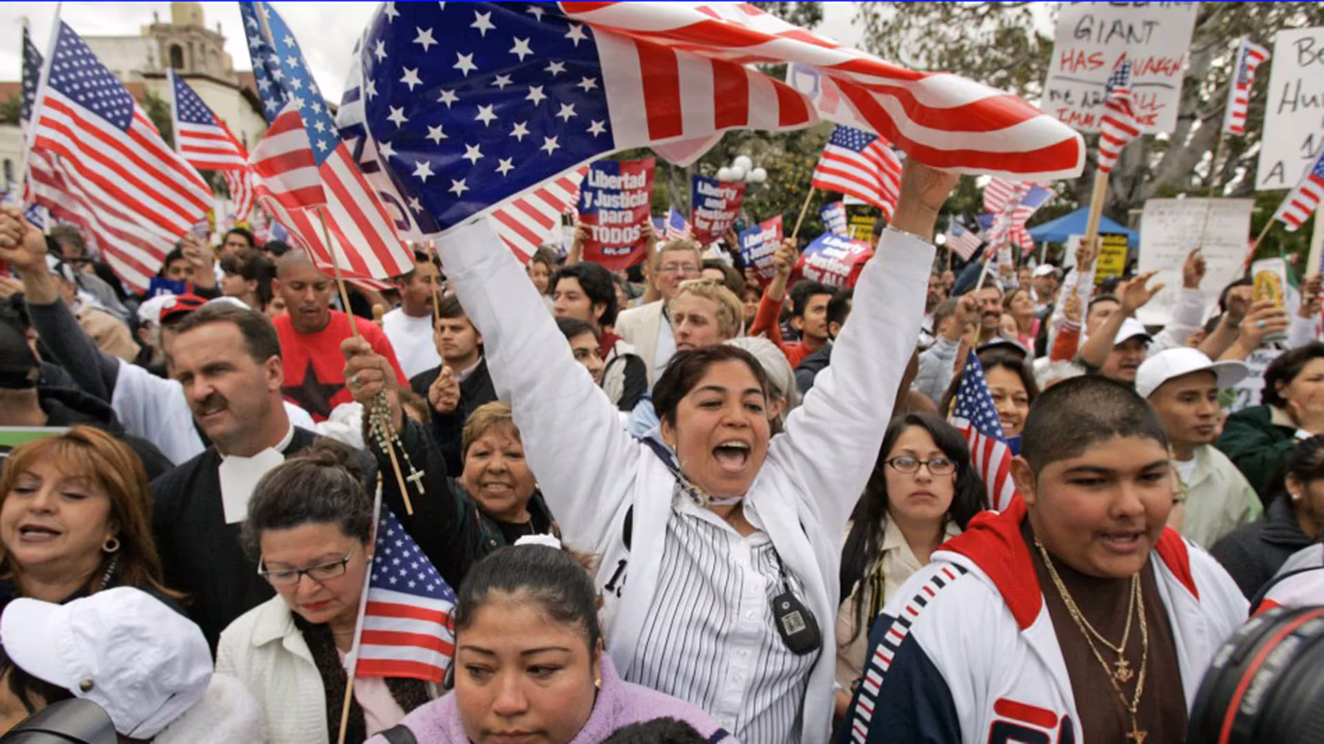 Latinos representan el 71% del crecimiento de la población en EE.UU. entre 2022 y 2023.
