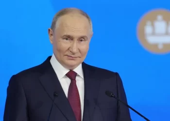 Putin Advierte Contra la Congelación de Activos Rusos por Parte del G7