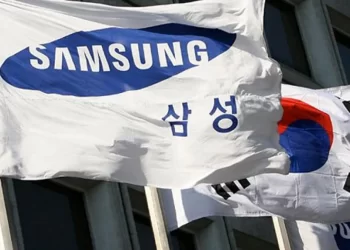 Trabajadores de Samsung inician huelga indefinida, amenazando la producción de chips