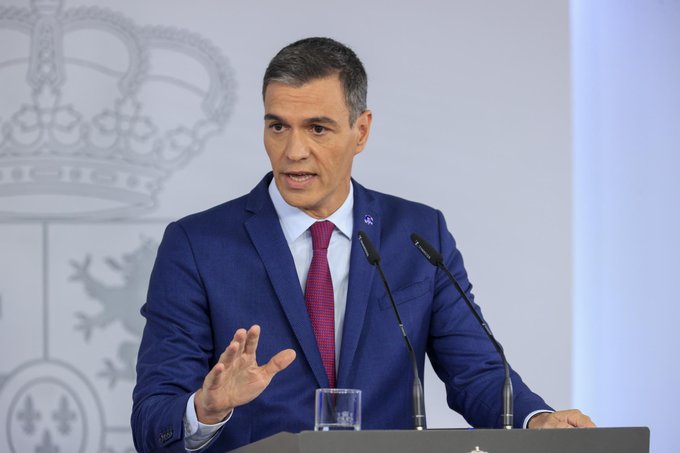 Pedro Sánchez No Declara en Investigación Contra Su Esposa por Corrupción