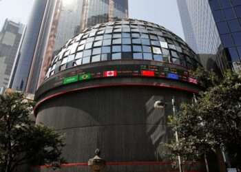 Bolsa Mexicana Avanza por Cuarta Jornada Consecutiva; Destaca Cemex
