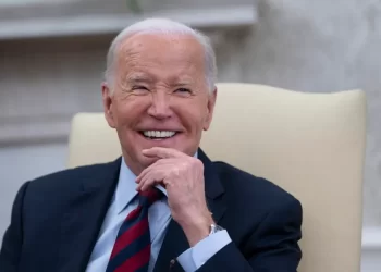 Apoyo de la Familia de Biden para Continuar en su Carrera Presidencial