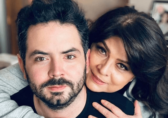 Victoria Ruffo comparte su felicidad por el nacimiento de Tessa, su primera nieta