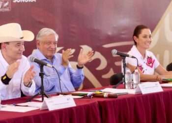 Claudia Sheinbaum Recibe el Bastón de Mando de los Pueblos Yaqui