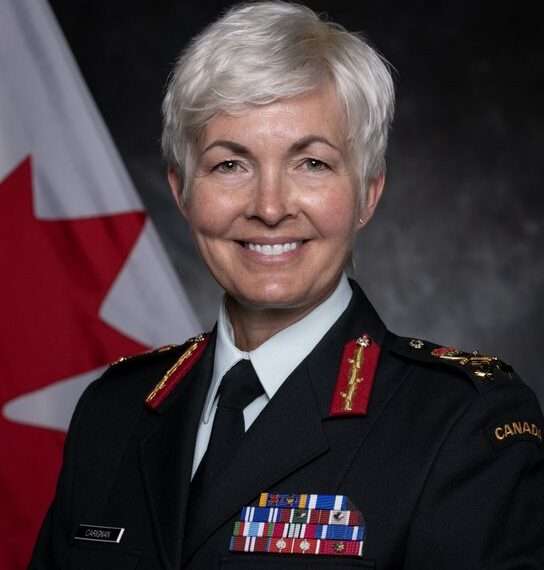 “Jennie Carignan será la primera mujer en liderar el Ejército de Canadá”