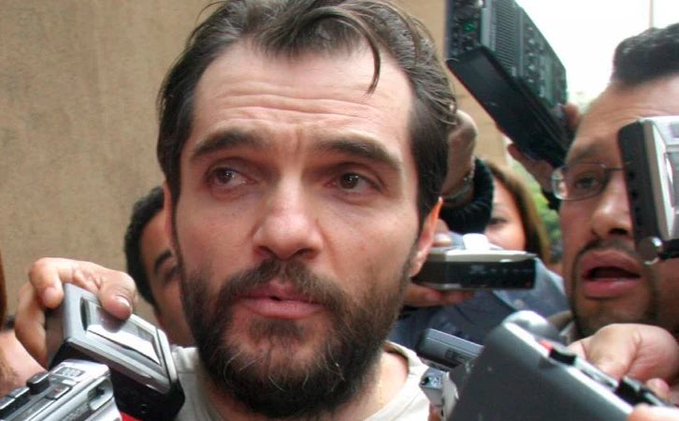 Carlos Ahumada vuelve a México con estrategia legal para evitar detención