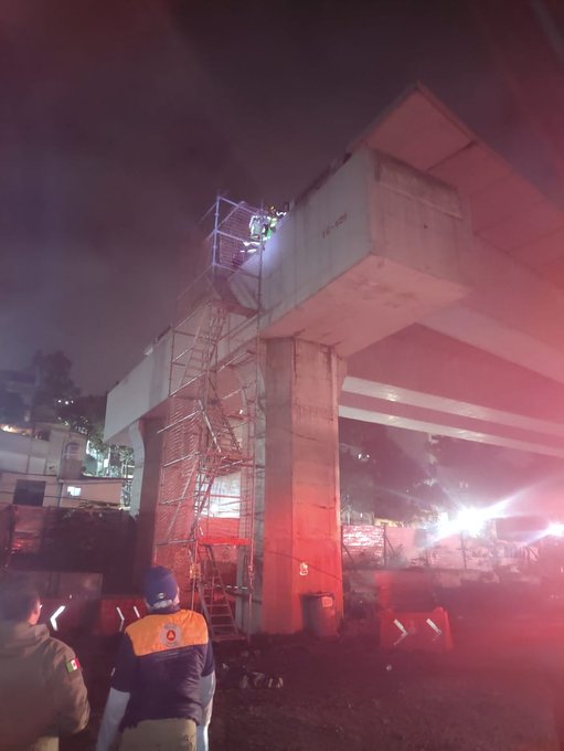 Dos Trabajadores Lesionados en la Construcción del Tren Interurbano en CDMX