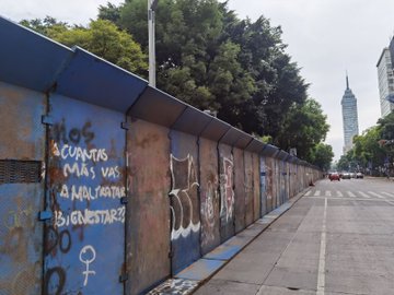 Remodelación de la Alameda Central para Ordenar el Comercio: Martí Batres