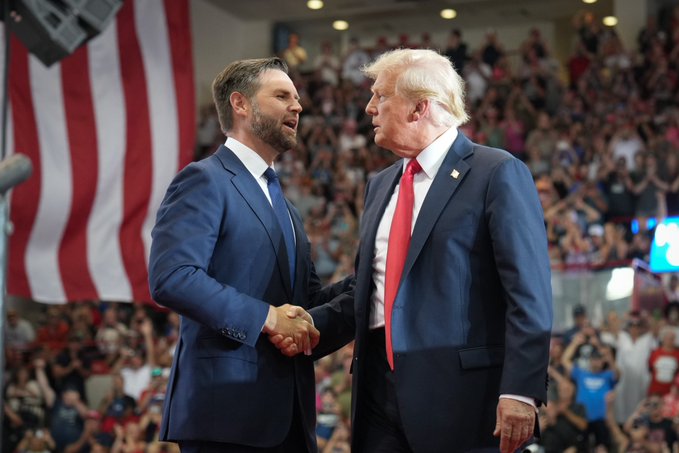 Trump vuelve a Minnesota con Vance para atraer votantes demócratas