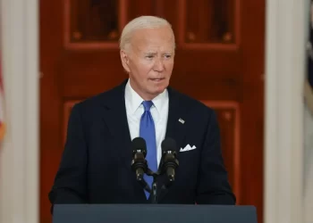 Biden Admite Fatiga Durante Debate con Trump