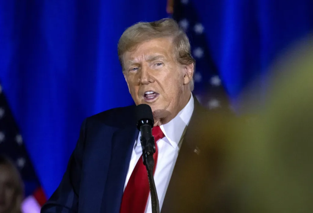 Trump Denuncia “Golpe de Estado” del Partido Demócrata Contra Biden