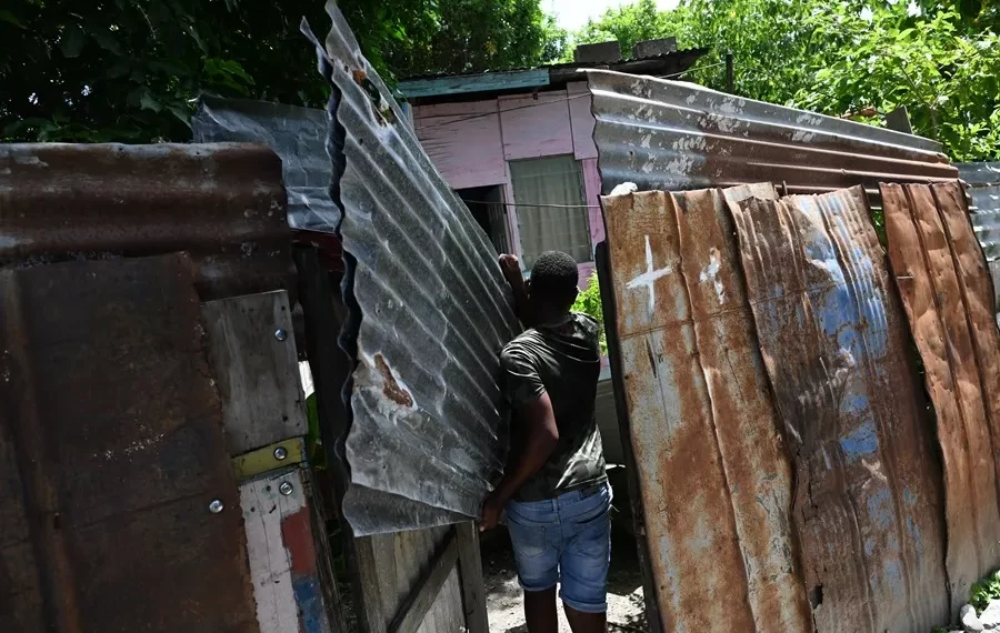 Beryl Avanza hacia Jamaica como Huracán Mayor, Riesgo para México y Belice