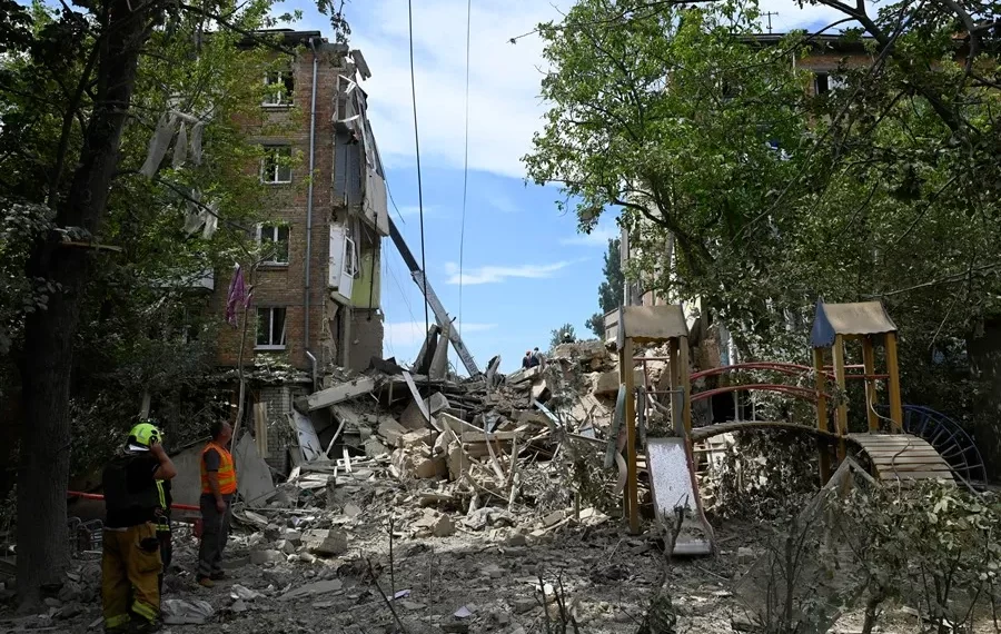 43 civiles muertos por ataques en Ucrania, mientras persisten las tensiones con Rusia