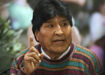 Evo Morales acusa a Arce de suspender primarias por temor a enfrentarlo