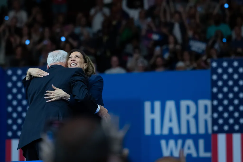 Kamala Harris y Tim Walz realizaron una gira en autobús por Pensilvania como parte de sus últimos actos de campaña antes de la Convención Nacional Demócrata.