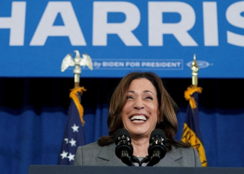 Campaña de Kamala Harris recauda 540 millones de dólares en un mes