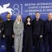 “Beetlejuice, Beetlejuice” deslumbra en la Mostra de Venecia con alfombra roja llena de estrellas