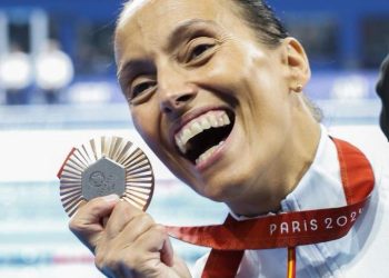 Teresa Perales iguala a Michael Phelps con 28 medallas tras el bronce en París