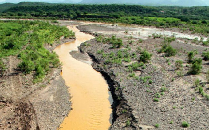 Derrame en el río Sonora: AMLO exige que Grupo México asuma los daños