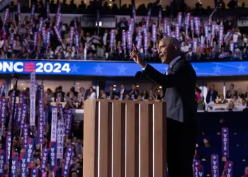 Obama insta a EE.UU. a abrir un nuevo capítulo con Kamala Harris