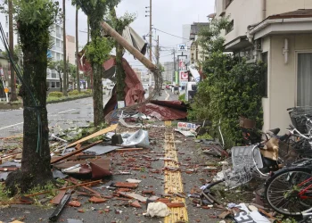 Tifón Shanshan Azota Japón: Cuatro Muertos y Más de 100 Heridos; Inundaciones y Daños Extensos
