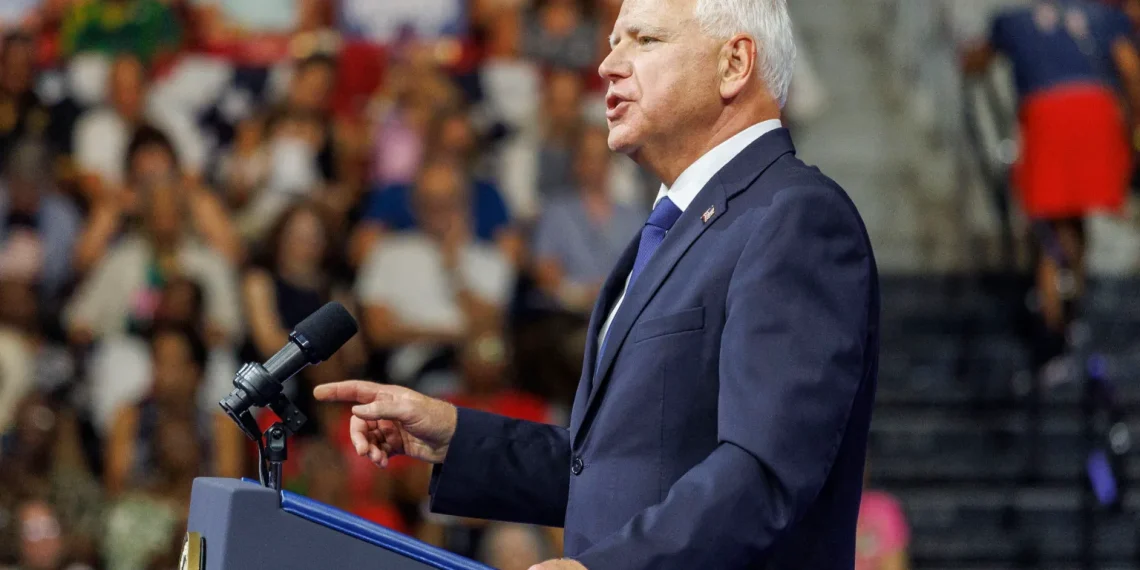 Republicanos investigan vínculos de Tim Walz con China